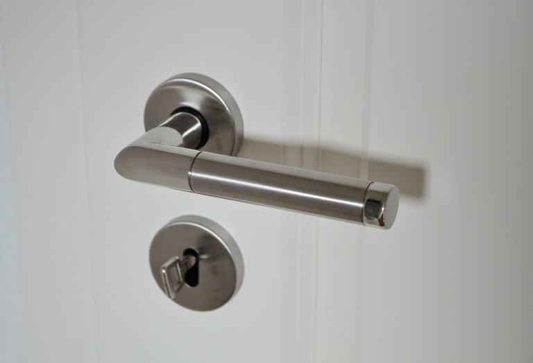 door-handle-